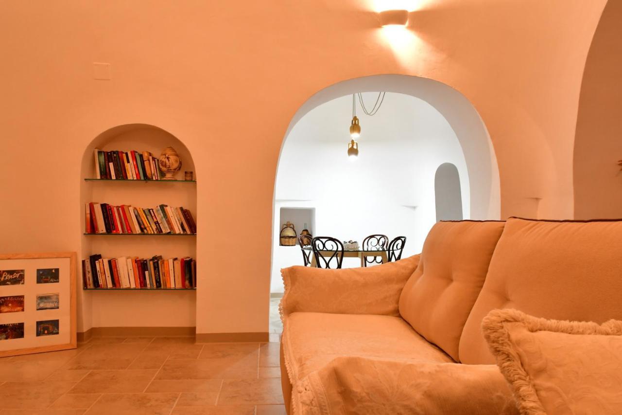 I Trulli Del Fattore Locorotondo Exteriör bild